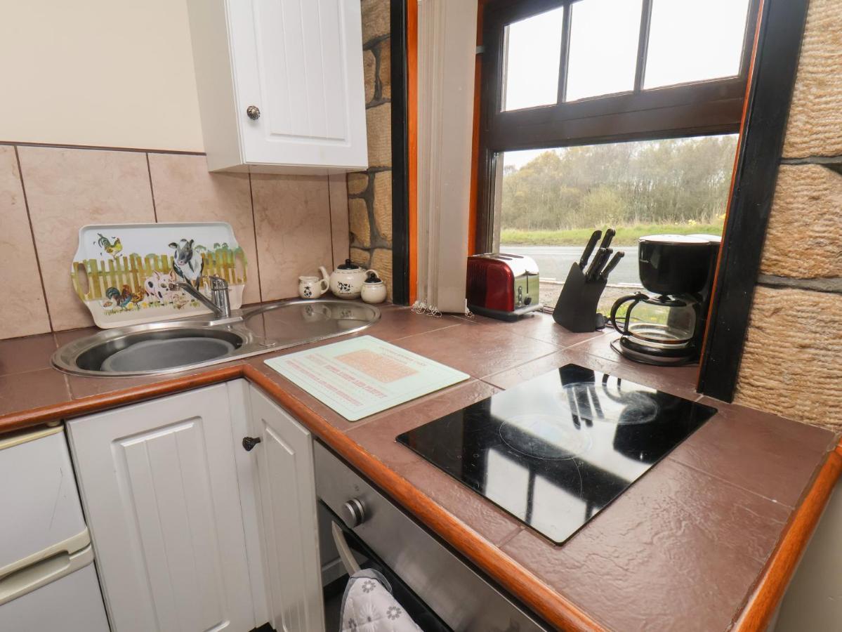 Cow Byre Cottage Whitby Extérieur photo