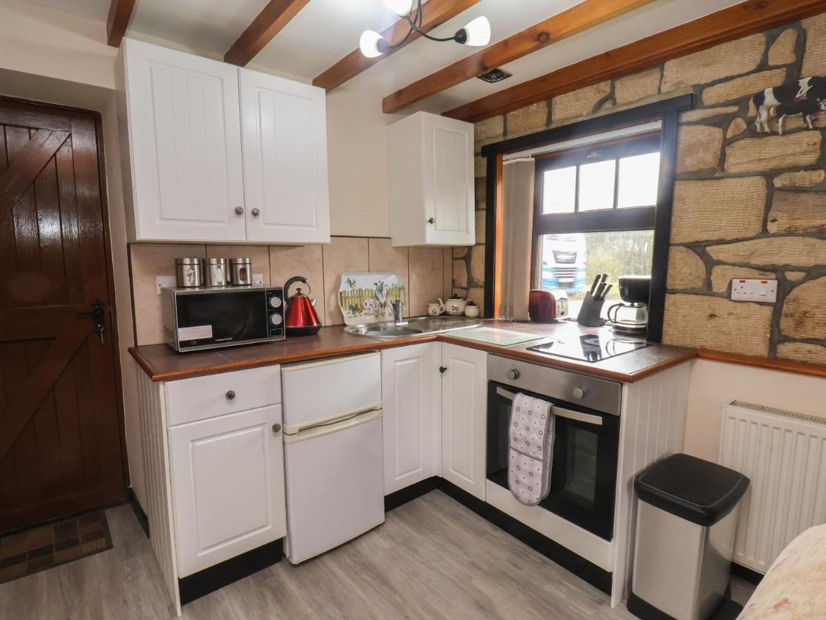 Cow Byre Cottage Whitby Extérieur photo